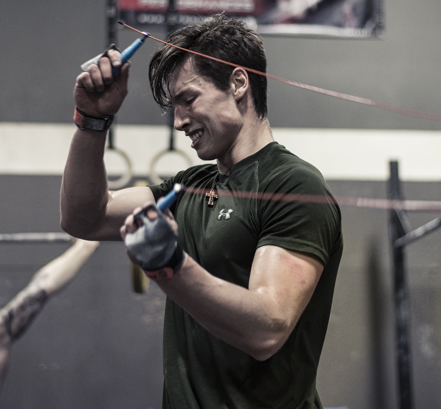 Un des meilleurs athlètes de CrossFit du Québec, Benoit Boulanger, en photo lors de sauts à la corde
